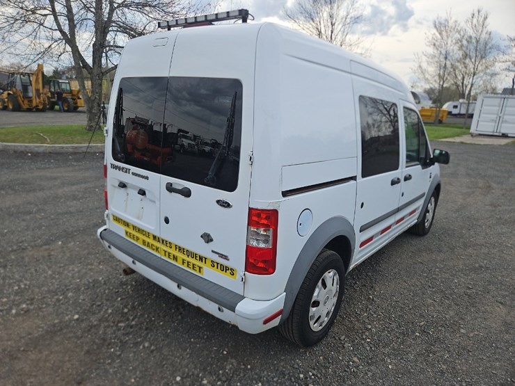 2013-ford-transit-image-5