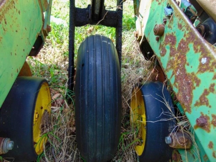 john-deere-7000-image-12