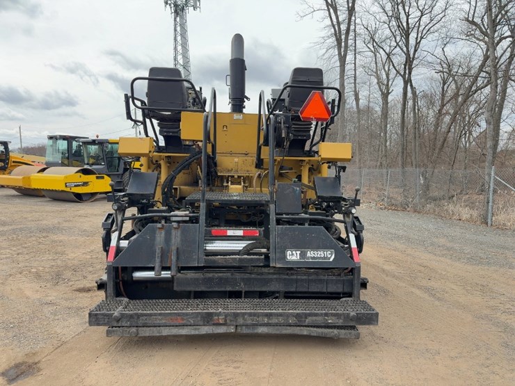 2010-caterpillar-ap-555e-image-4