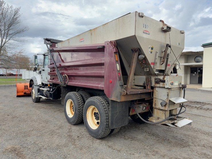 2010-mack-granite-gu713-image-3