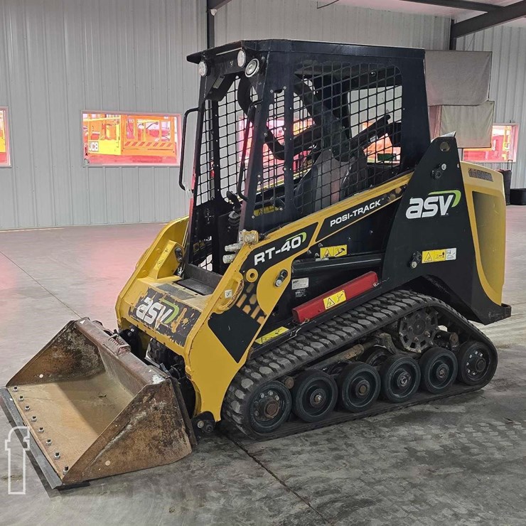ASV POSI-TRACK RT40