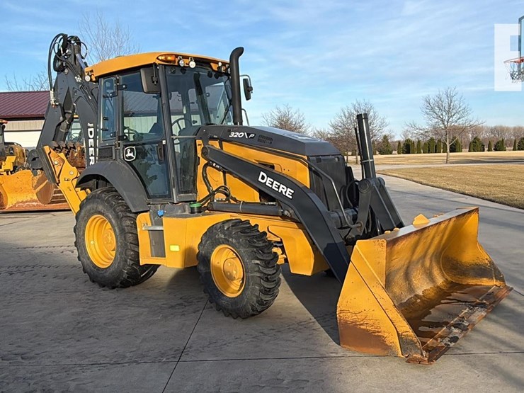 2023-deere-320-p-tier-image-2