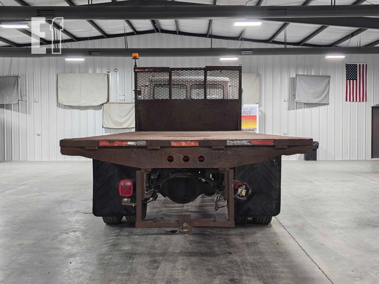 1994-freightliner-fl70-image-8