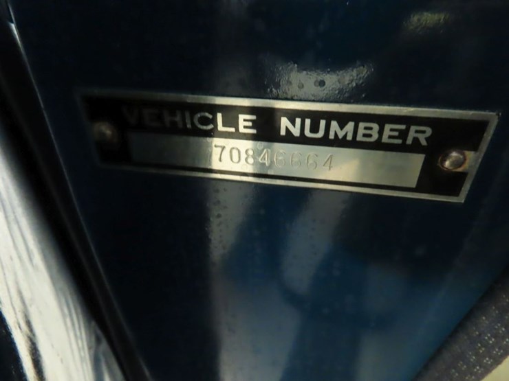 1950-chrysler-windsor-4dr-sedan-image-17