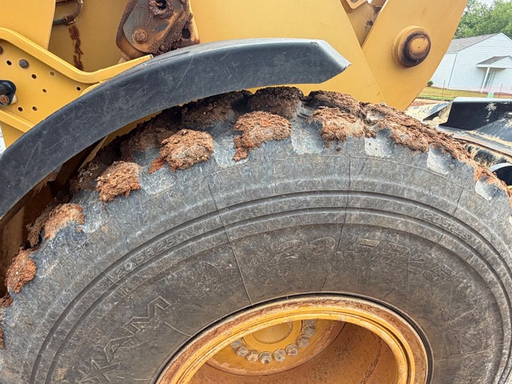 2016-caterpillar-926m-image-16