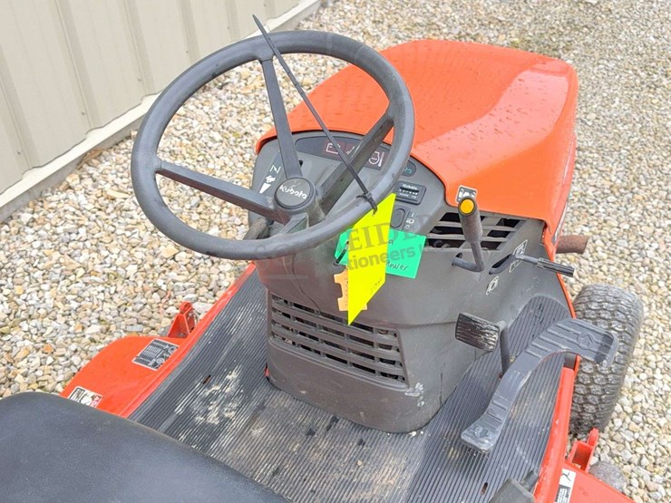 1997-kubota-t1760-image-18