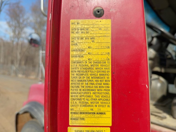 2008-sterling-lt9500-image-25