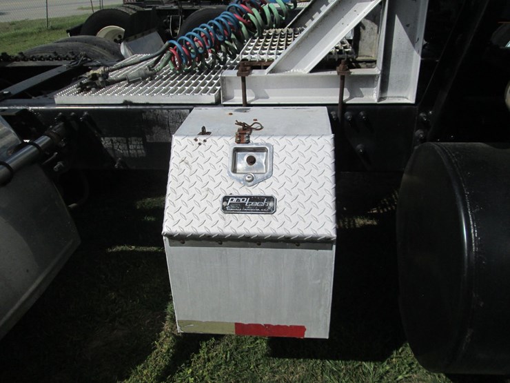 2007-mack-chn613-image-14