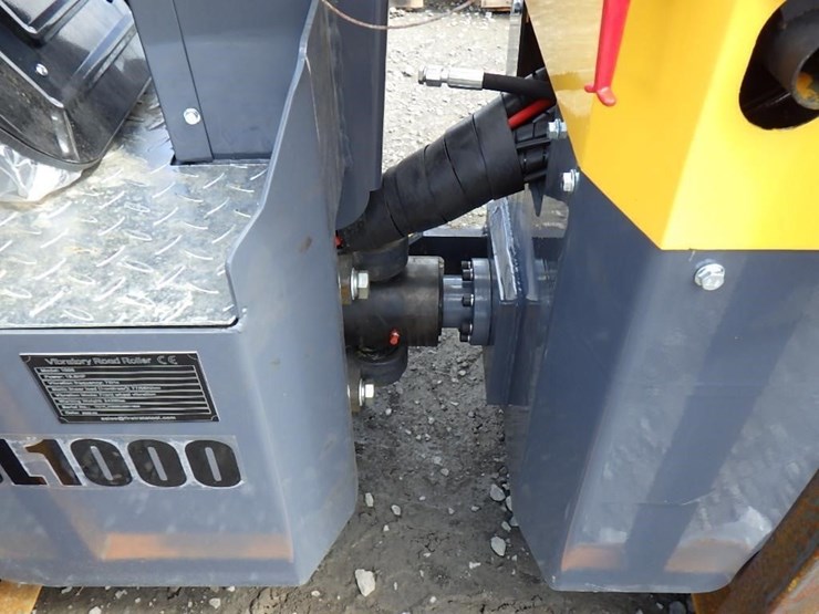 2026-sdlool-1000-vibratory-smooth-drum-roller-image-6