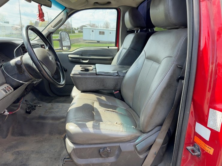 2003-ford-f450-xl-image-26