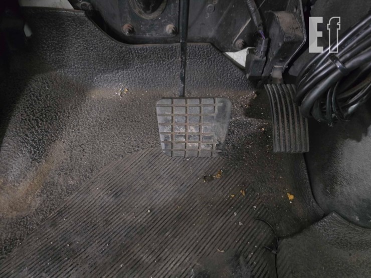 2007-international-durastar-4300-image-11