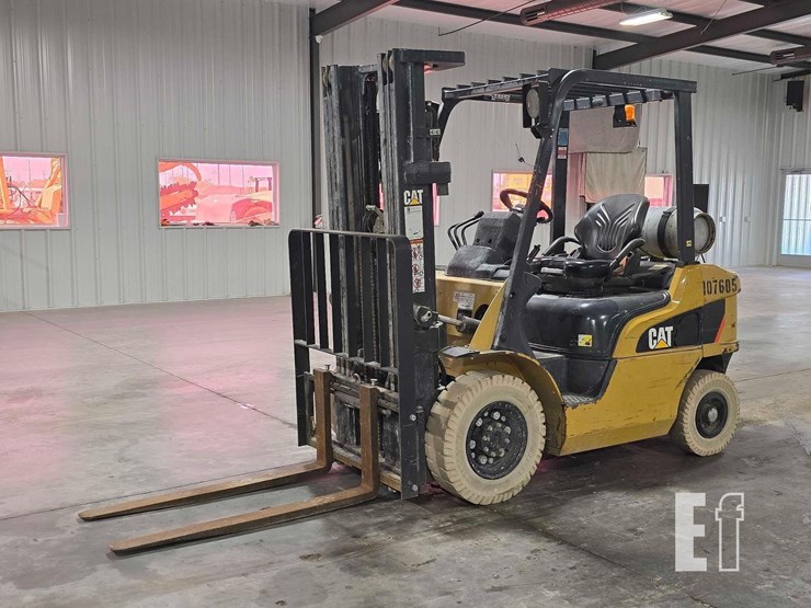 2019-caterpillar-gp25n-image-1