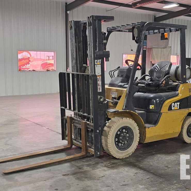 2019 CATERPILLAR GP25N