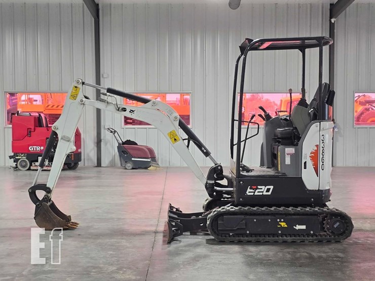 2022-bobcat-e20-image-5