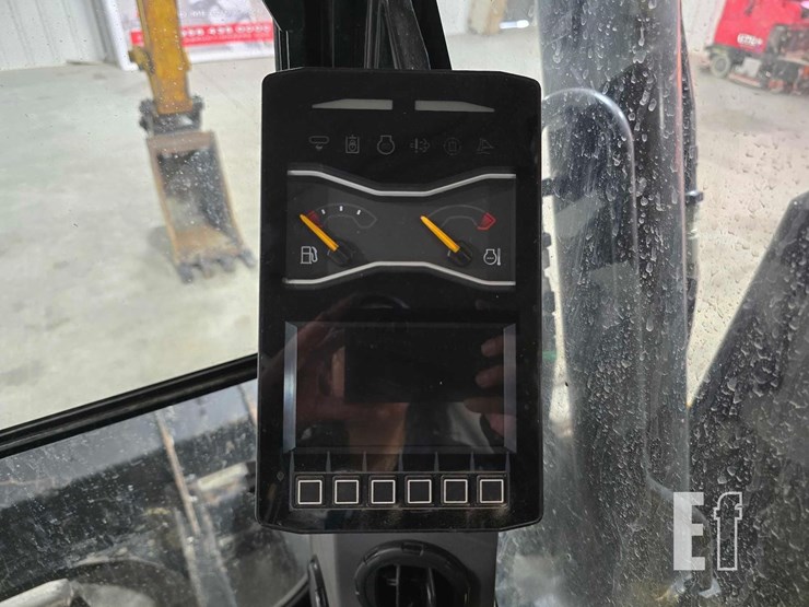 2022-caterpillar-307.5-image-24