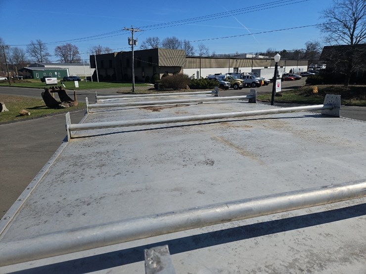 2005-ford-e450-image-28