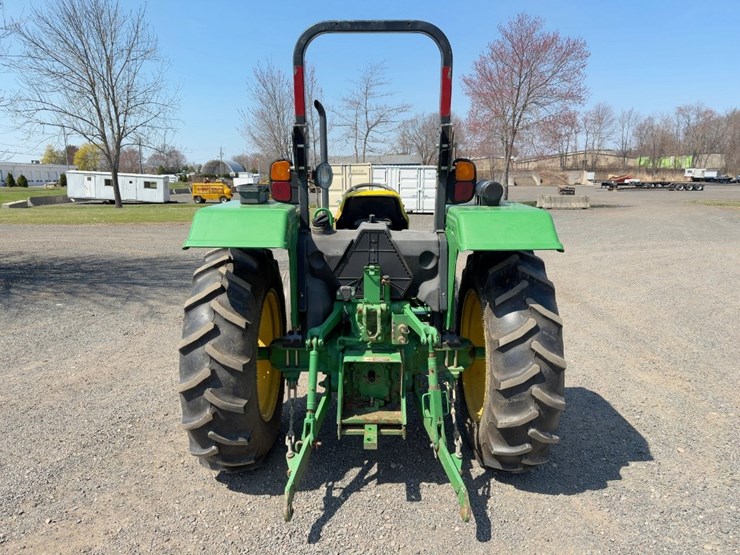 john-deere-5045d-image-4