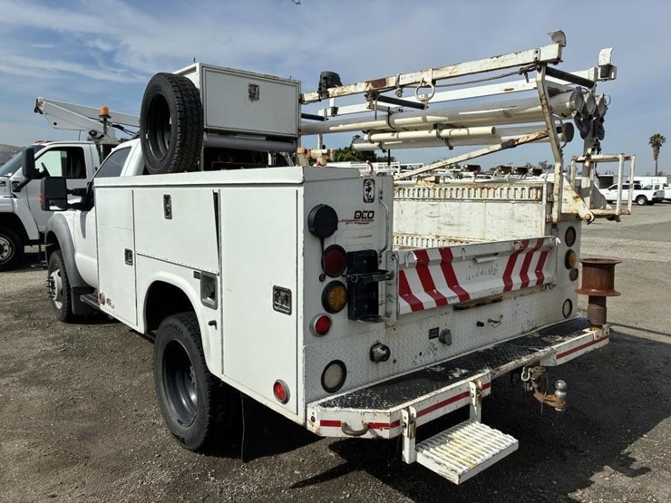 2012-ford-f450-image-3