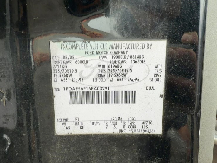 2006-ford-f550-xl-image-20