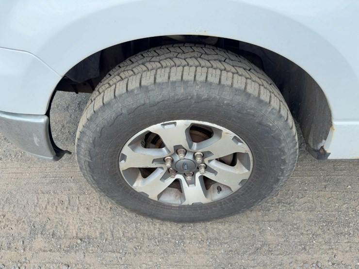 2004-ford-f150-xl-image-11