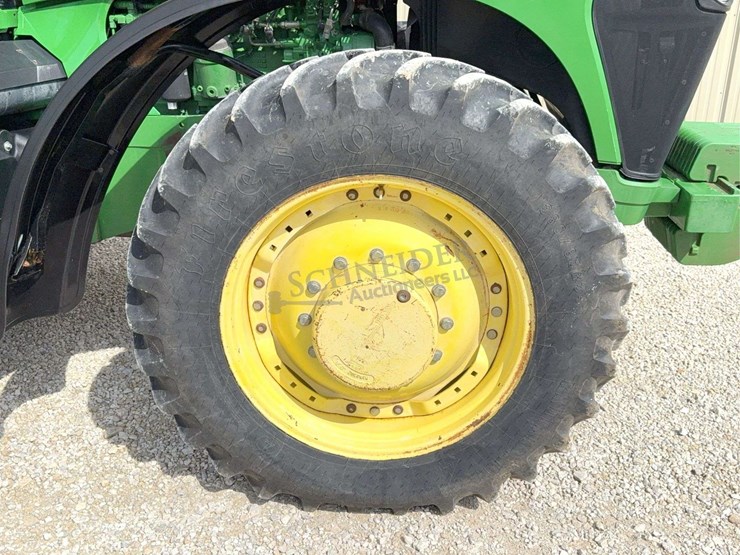 john-deere-200-image-19