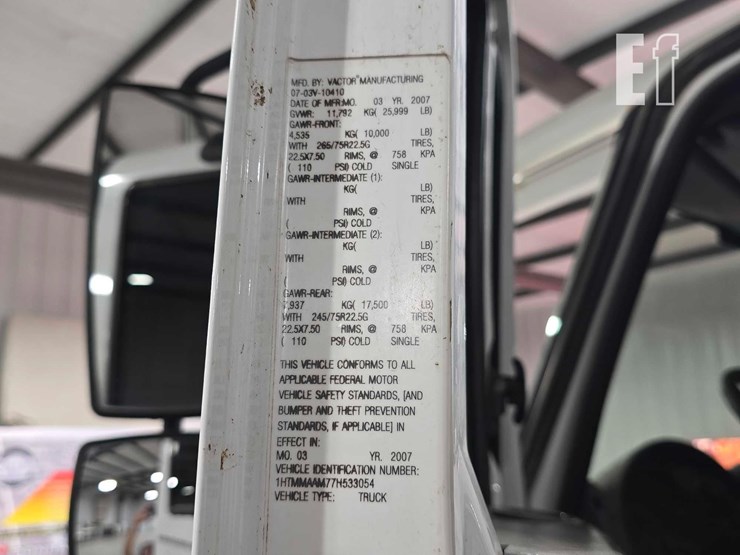 2007-international-durastar-4300-image-34