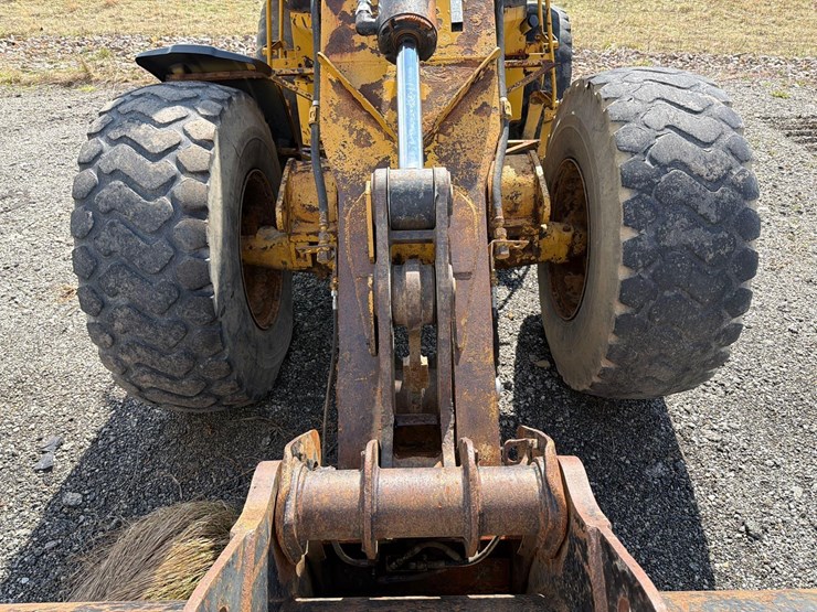 caterpillar-924g-image-13