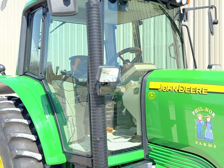 2004-john-deere-7320-image-21