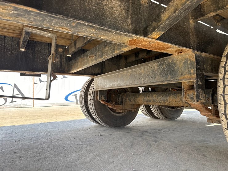 2018-massey-ferguson-8-image-22