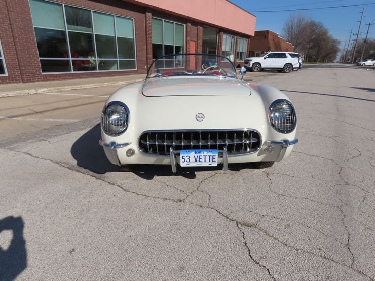 rare-1953-chevrolet-corvette-image-2
