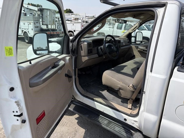 2004-ford-f250-image-10