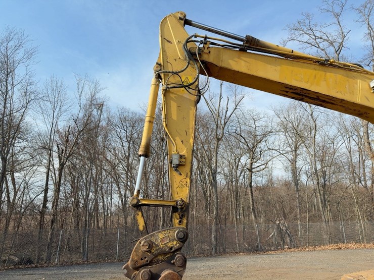 2009-komatsu-pc228us-lc-3e0-image-14