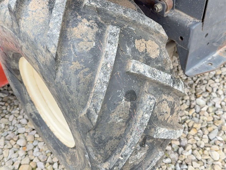 1997-kubota-t1760-image-30