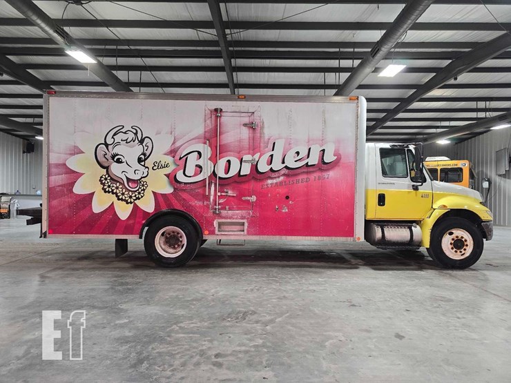 2007-international-durastar-4300-image-6