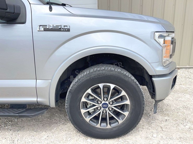 2020-ford-f150-image-13