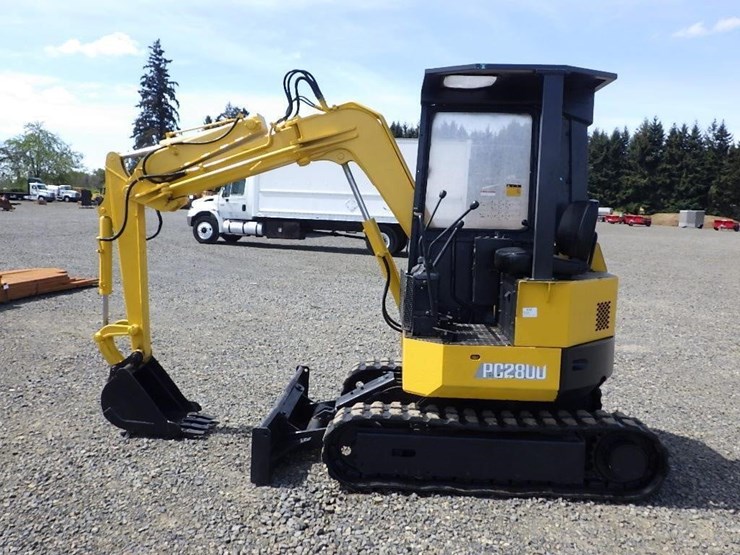 komatsu-pc28uu-image-7