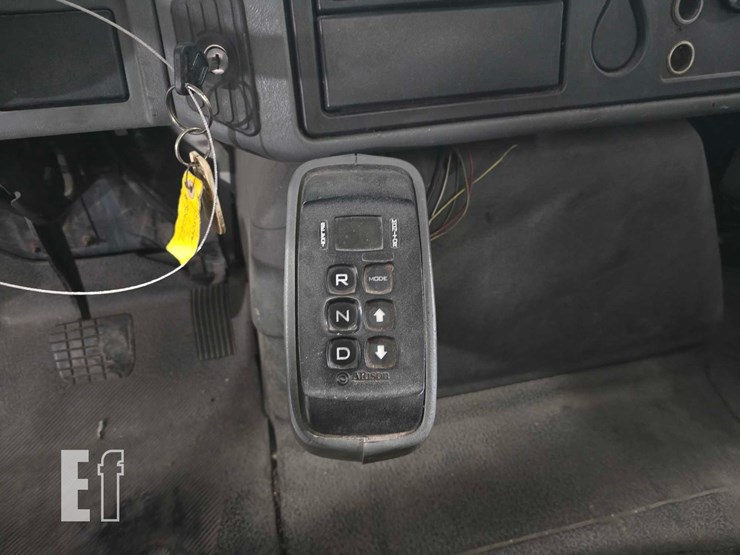 2007-international-durastar-4300-image-15