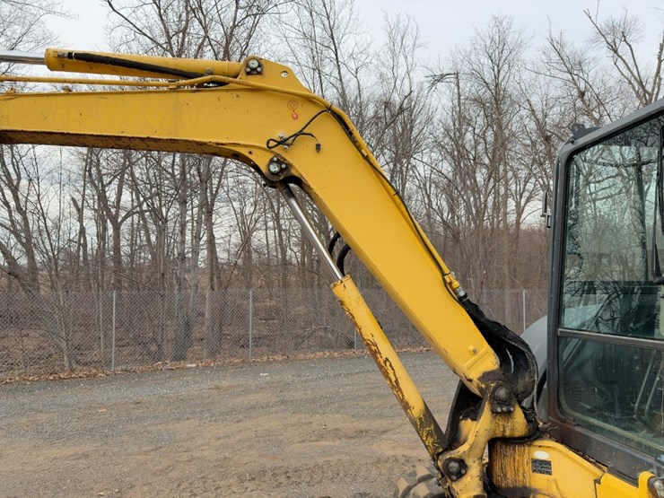 2014-komatsu-pc45mr-3-image-16