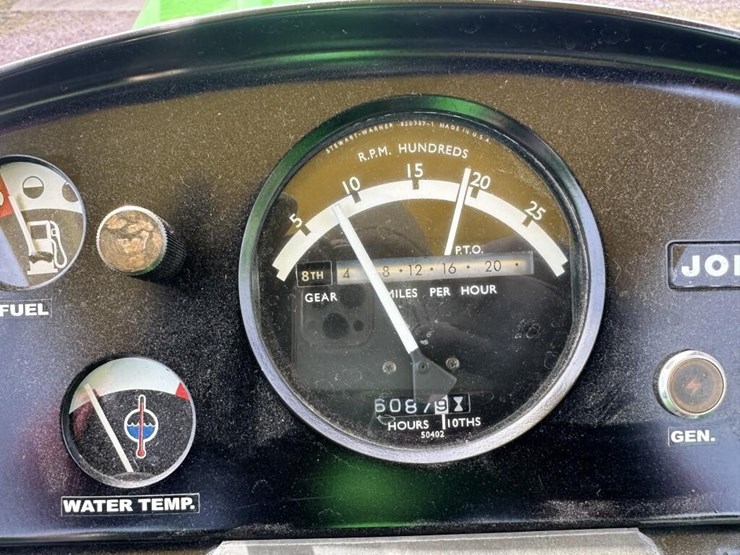 john-deere-4320-image-18