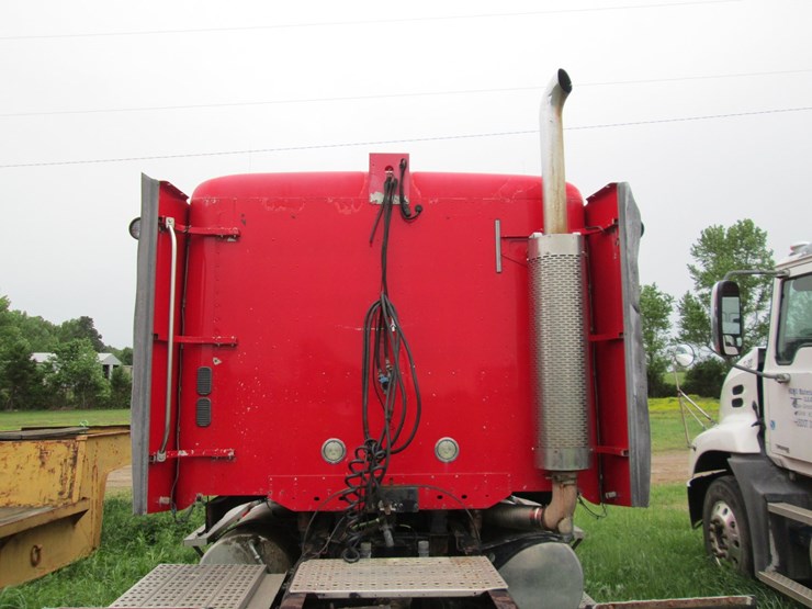 #46169-•-2007-freightliner-columbia-t/a-sleeper-truck-tractor-1fuja6cy07lx38975-image-12