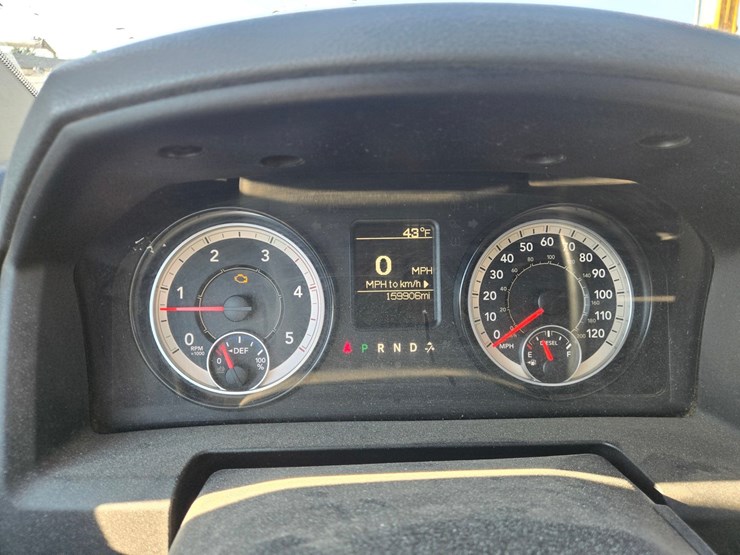 2017-massey-ferguson-8-image-60