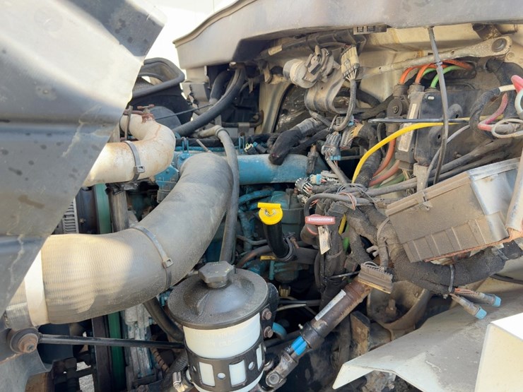 2006-international-7400-image-10