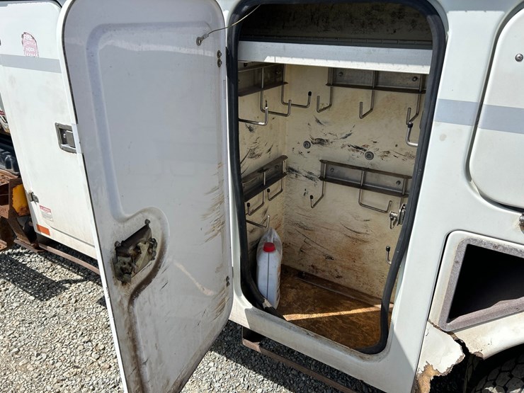 2010-international-4400-sba-image-21