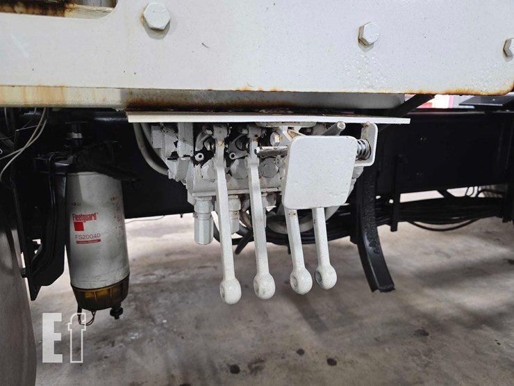 2012-international-workstar-7600-image-21