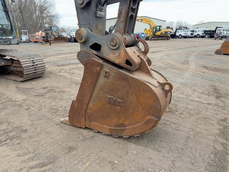 2013-volvo-ec300dl-image-8