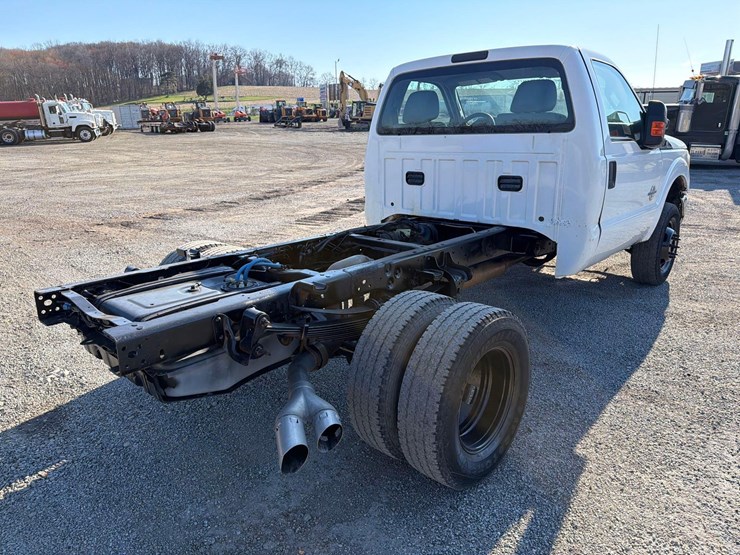 2016-ford-f350-image-4