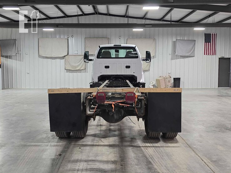 2019-ford-f750-sd-image-8
