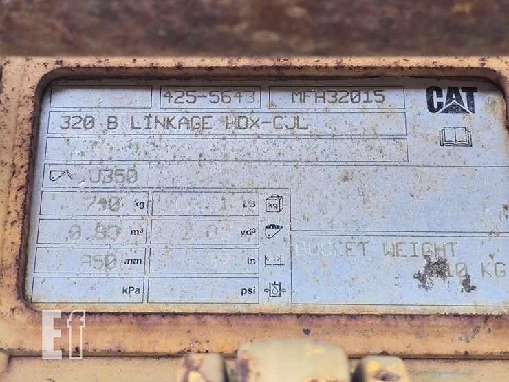 caterpillar-320gc-image-13