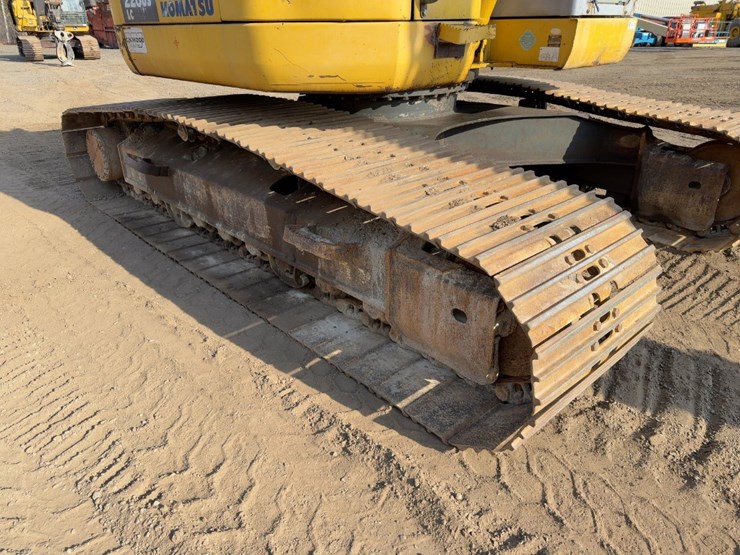 2009-komatsu-pc228us-lc-3e0-image-17