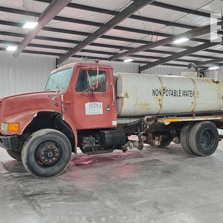 1990 INTERNATIONAL 4900